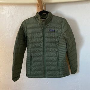 Hardly worn Patagonia Down Sweater